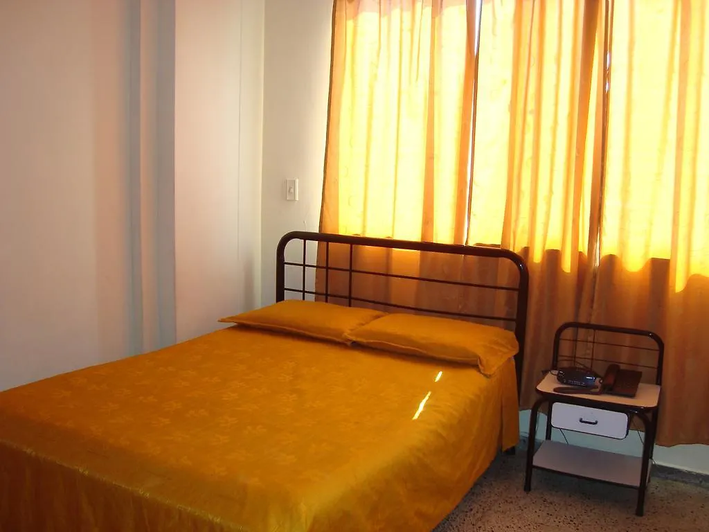 Metro Hotel Medellin 3*,  Colombia